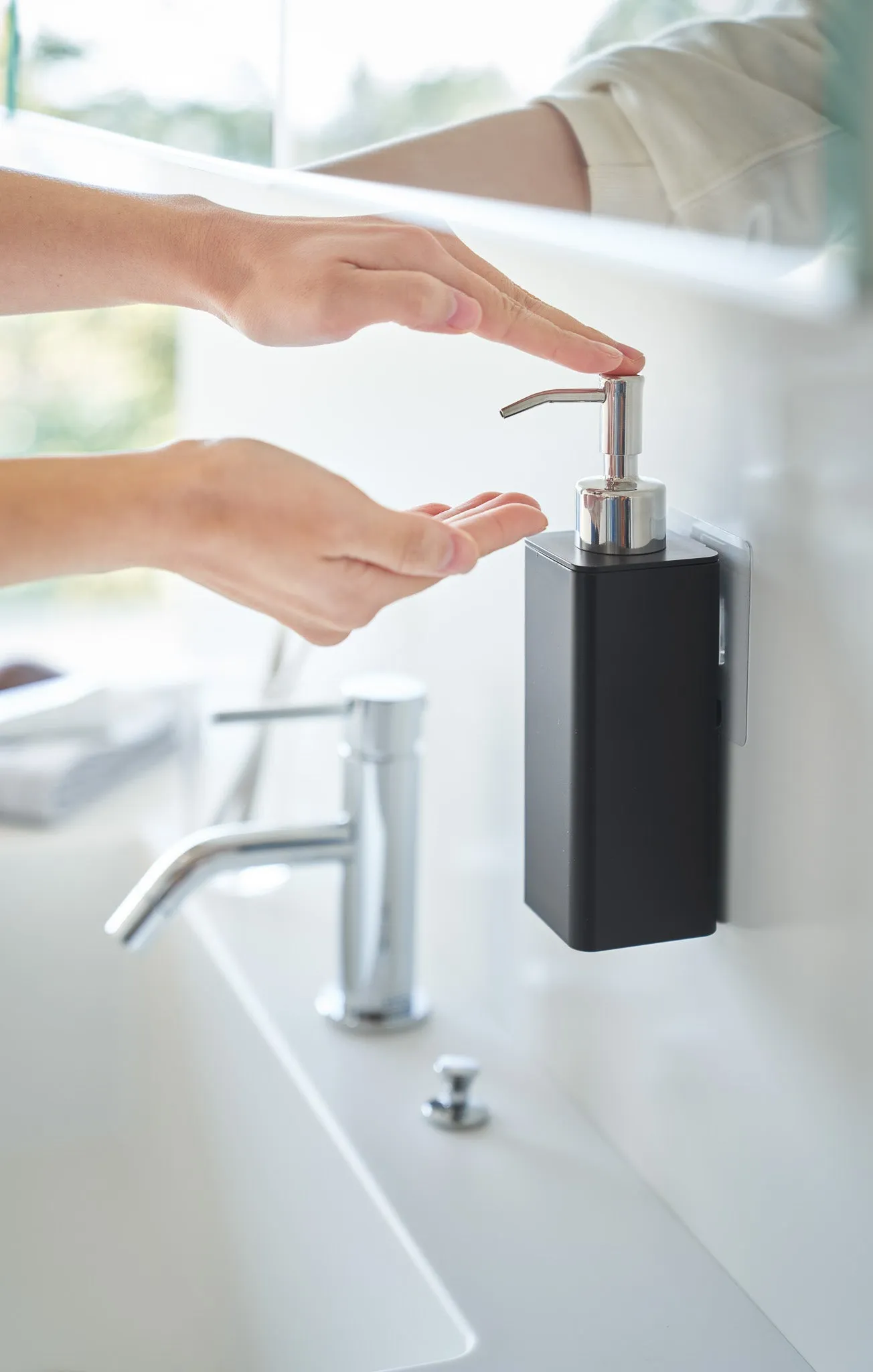 Film Hook Soap Dispenser