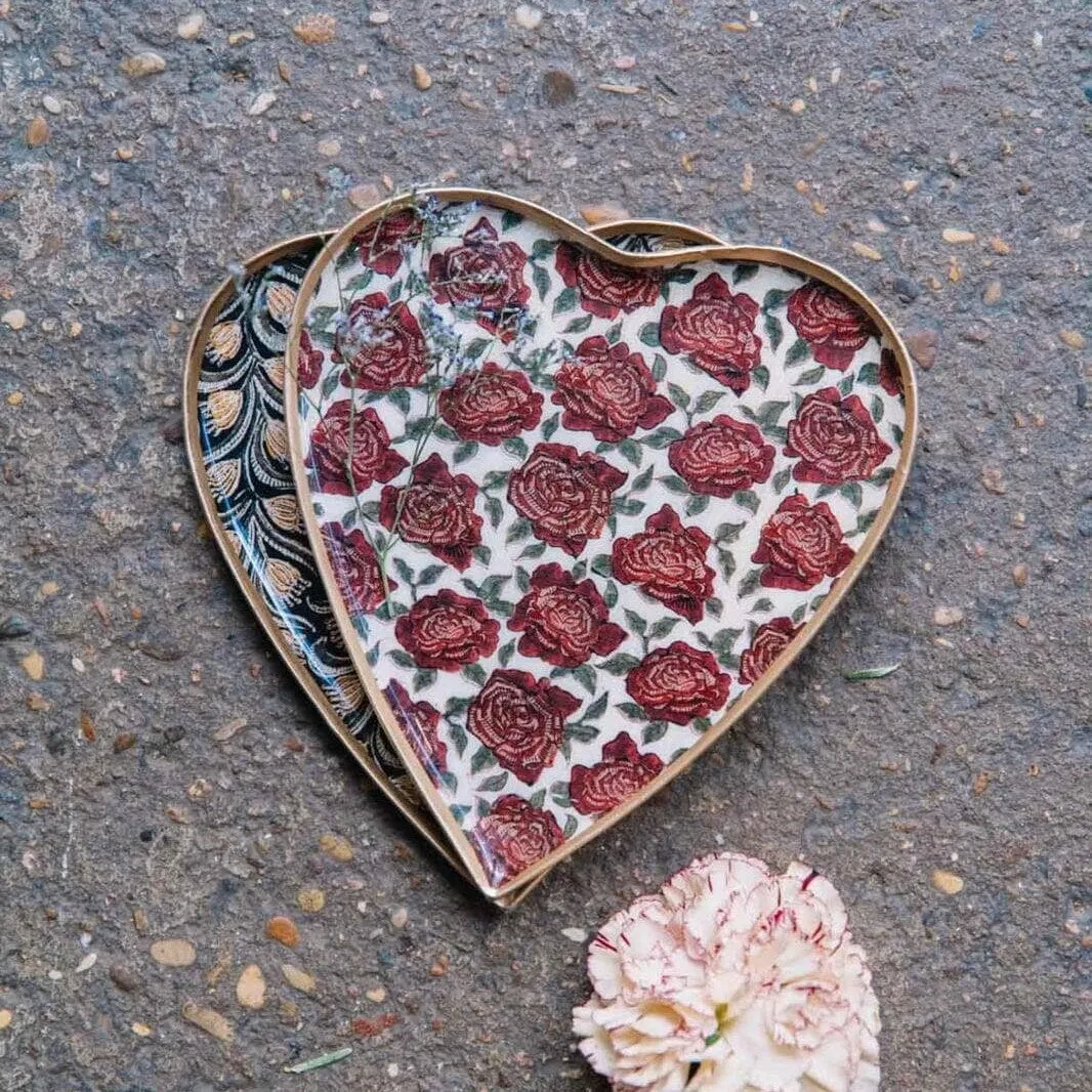 Heart Shaped Enamelled Tray - Roses - Boncoeurs