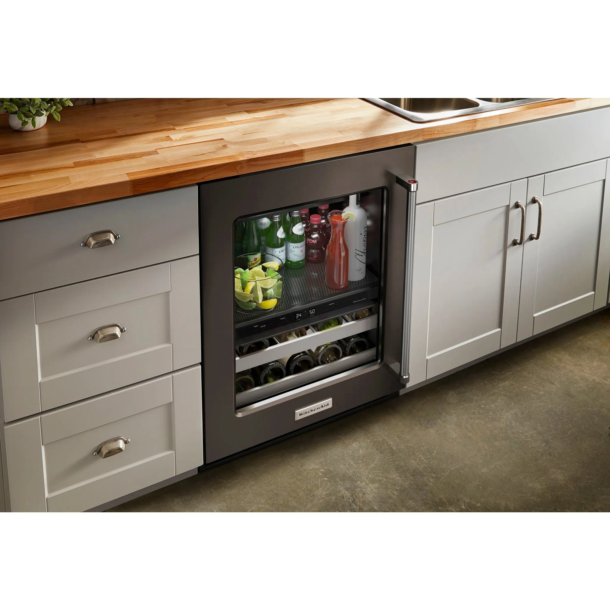 KitchenAid  24" Beverage Center with Glass Door and Metal-Front Racks and PrintShield Finish (KUBL314KBS)