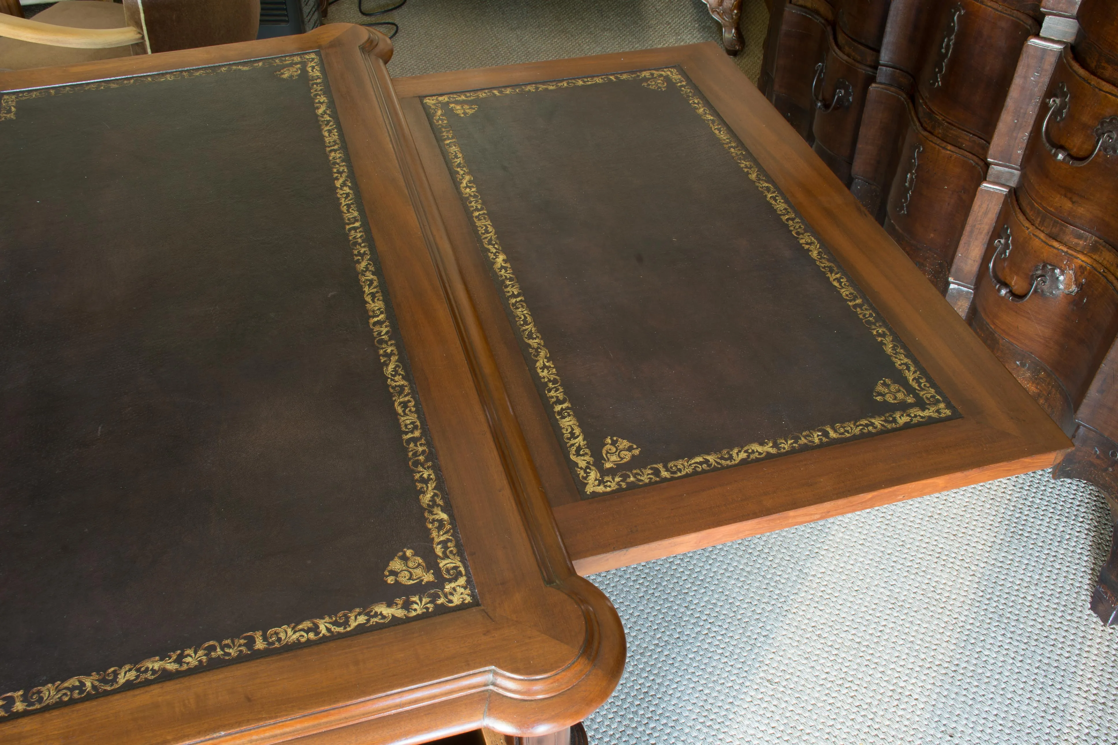 Late 19th century blonde mahogany Notary's desk with leather top